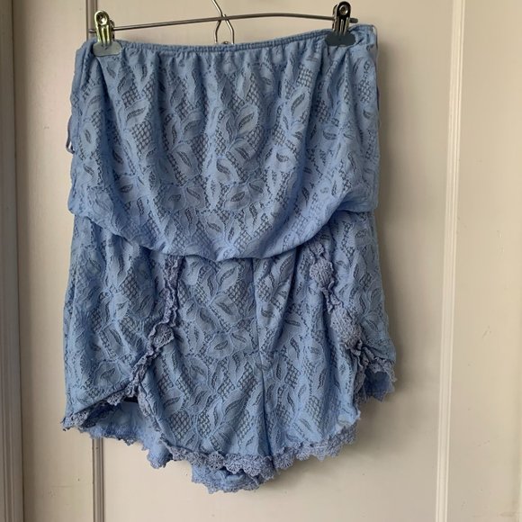 Last chance! Eyelet Lace romper from Free People - L - Picture 2 of 8